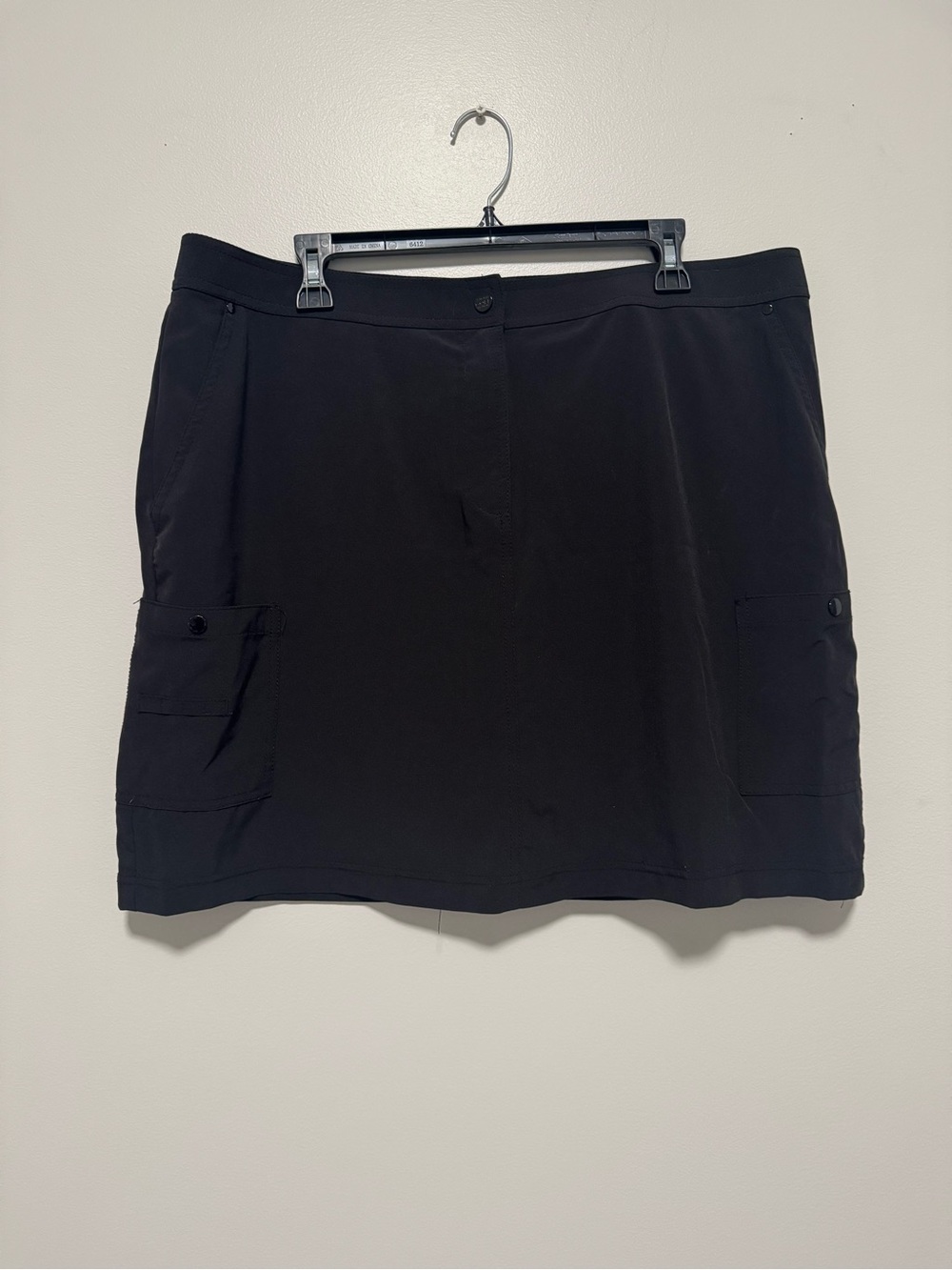 Chico’s Zenergy Golf Black Cargo Skort Size 3 XL